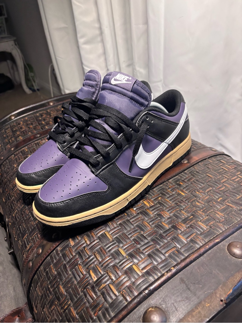 Nike Dunk low “raisin/black”
